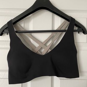 Lululemon Cross Back Black Sports Bra Size 8